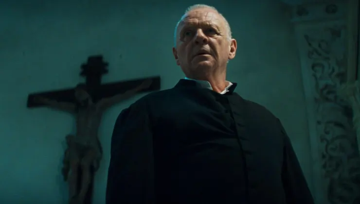 The Rite starring Anthony Hopkins as a priest
