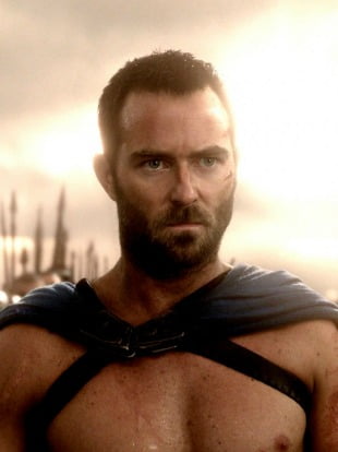 300_rise_of_an_empire_sullivan_stapleton
