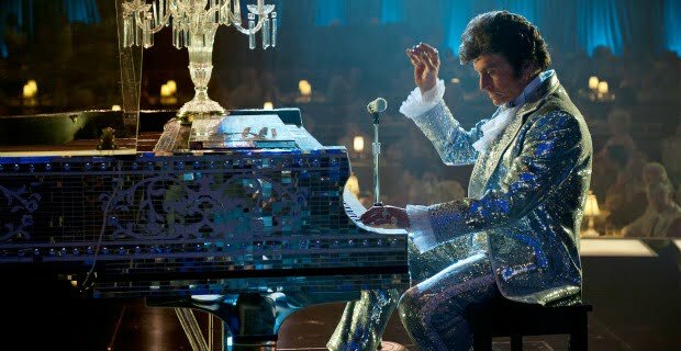 behind-the-candelabra_Michael_douglas_piano
