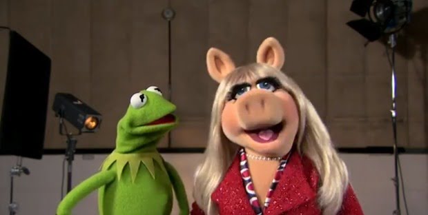 Miss Piggy and Kermit Congratulate Prince William and Kate