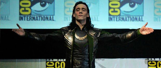 Tom Hiddleston Surprises Fans at  San Diego Comic Con 2013