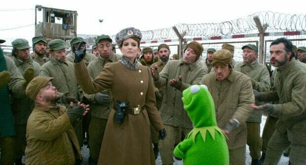muppets-most-wanted-kermit-tina-fey