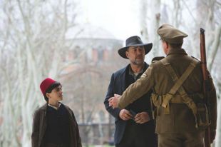 the-water-diviner-crowe