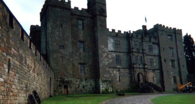 chillingham castle