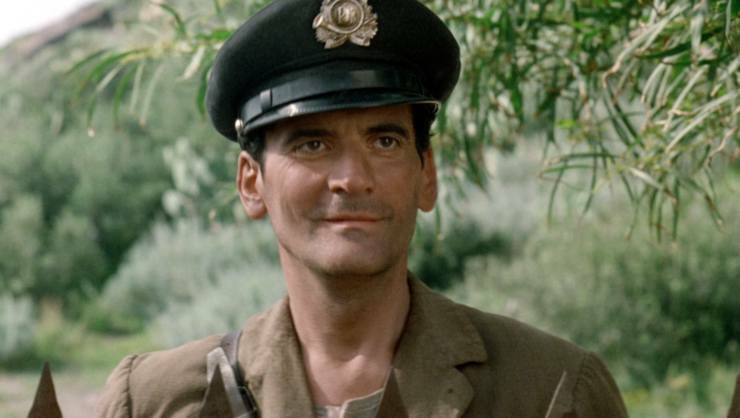 Il Postino (1994)