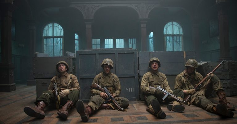 exhausted soldiers sit down in Ghosts Of War