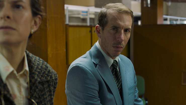 Watch THE DELINQUENTS full trailer