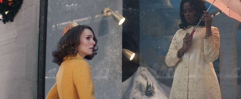 Natalie Portman stars in Apple Tv Lady In The Lake