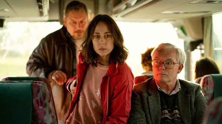 V stars in Rose, watch UK Trailer