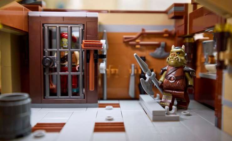 Taken from Jabba The Hut LEGO Set