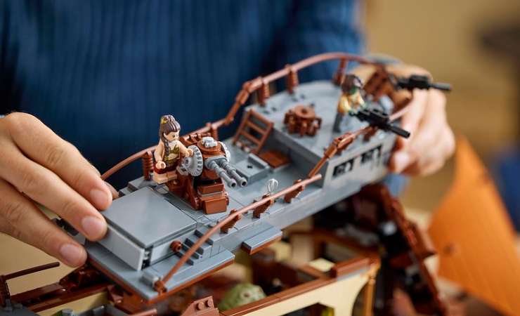 Taken from Jabba The Hut LEGO Set