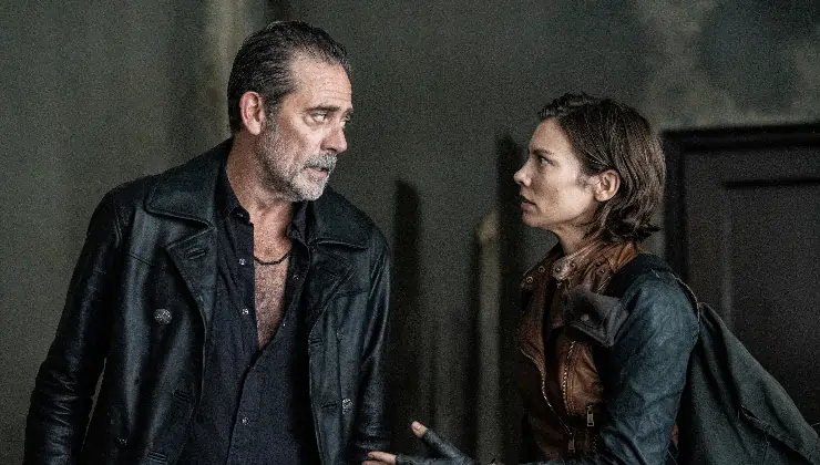 Man and woman argue in The Walking Dead: Dead City