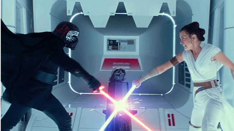 Daisy Ridley and Adam Driver in Star Wars: The Rise of Skywalker