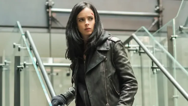 A detective hunts for answers in Jessica Jones