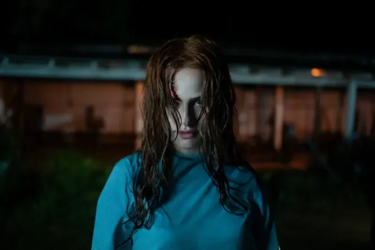 Madelaine Petsch in The Strangers: Chapter 2