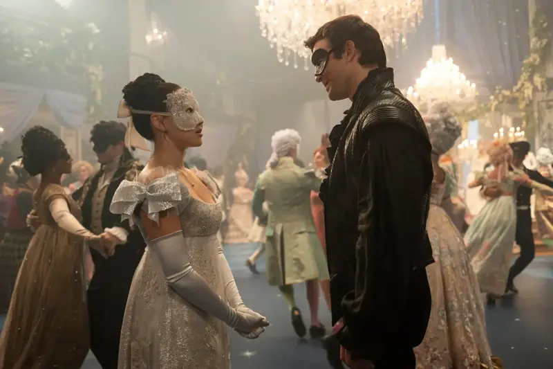 Image of Luke Thompson as Benedict Bridgerton in Bridgerton Season Four