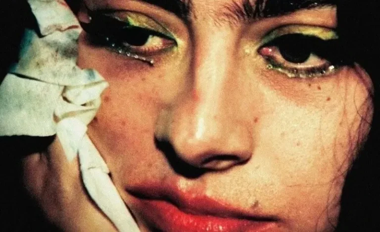 Charlie XCX Face image close up
