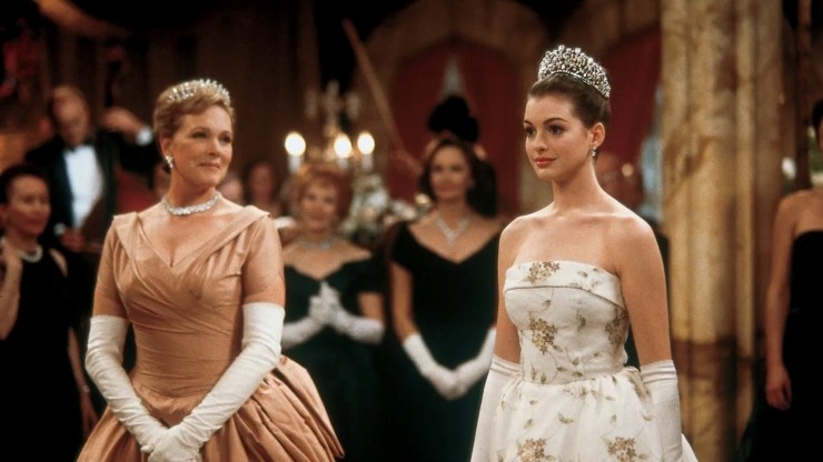 Anne Hathaway Shares Update On The Princess Diaries 3